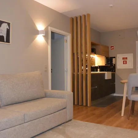 Lf Alfazema, By Flat In * Porto